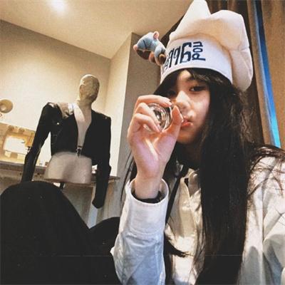 辞职后前妻追悔莫及